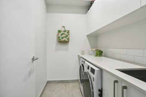 Photo of property in 6 Tai Crescent, Hobsonville, Auckland, 0616
