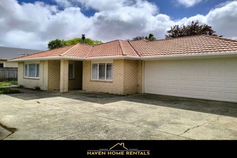 Photo of property in 31a Heretaunga Square, Silverstream, Upper Hutt, 5019