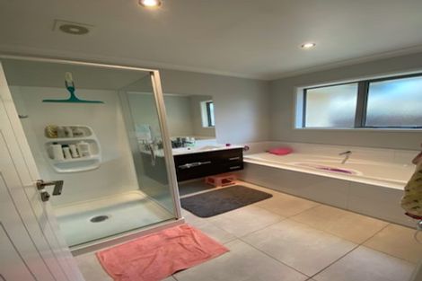 Photo of property in 21 Winfield Drive, Wigram, Christchurch, 8042