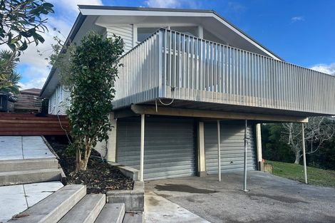 Photo of property in 28 Bert Wilson Place, Cockle Bay, Auckland, 2014