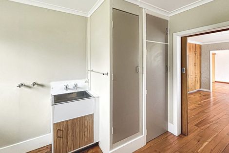 Photo of property in 303 College Street, West End, Palmerston North, 4410