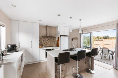 Photo of property in 87 Awatira Drive, Papamoa Beach, Papamoa, 3118