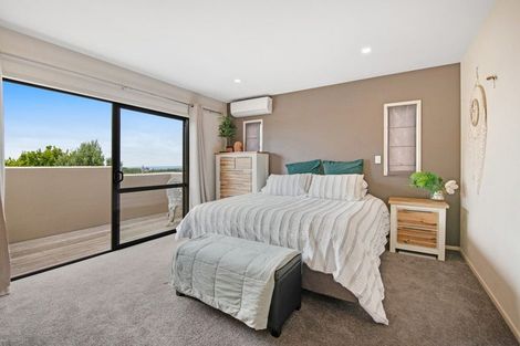 Photo of property in 115 Alec Craig Way, Gulf Harbour, Whangaparaoa, 0930