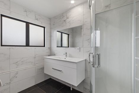 Photo of property in 174b Bartholomew Road, Levin, 5510