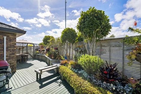 Photo of property in 88 Tauranga Place, Orewa, 0931