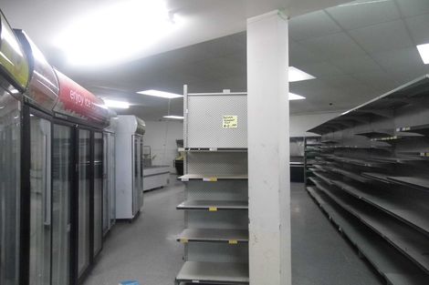 Photo of property in 1a Triangle Road, Massey, Auckland, 0614