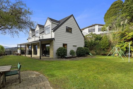 Photo of property in 2 Dunleith Grove, Silverstream, Upper Hutt, 5019