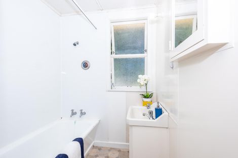 Photo of property in 40 Lyndhurst Street, Awapuni, Gisborne, 4010