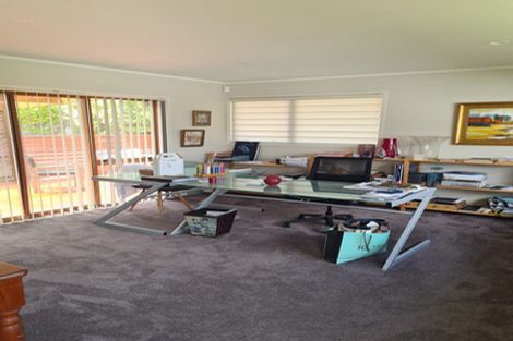 Photo of property in 1/5 Gulf View Road, Murrays Bay, Auckland, 0630