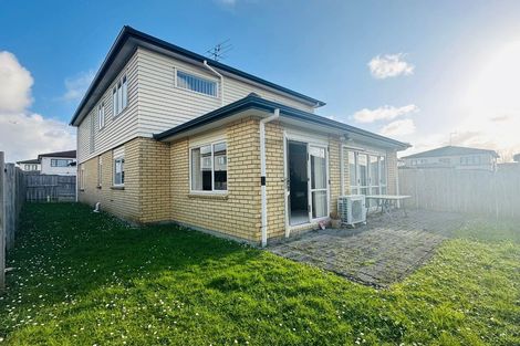 Photo of property in 8 Magnolia Place, Flat Bush, Auckland, 2016