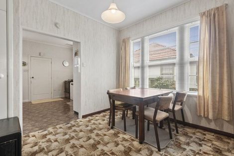 Photo of property in 112 Savage Crescent, West End, Palmerston North, 4412