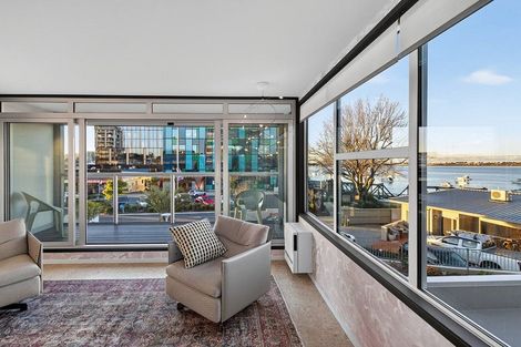 Photo of property in Elizabeth Height Apartments, 8 Elizabeth Street, Tauranga, 3110