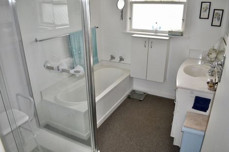 Photo of property in 146 Brougham Street, Westport, 7825