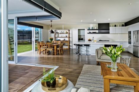 Photo of property in 8 Oak Valley Road, Dairy Flat, Albany, 0792