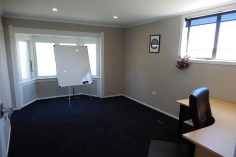 Photo of property in 47 Glover Road, Hawera, 4610