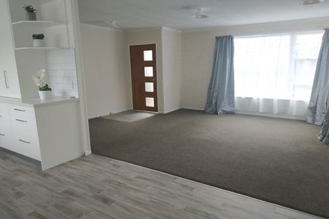 Photo of property in 363 Whangaparaoa Road, Stanmore Bay, Whangaparaoa, 0932