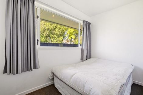 Photo of property in 16a Hamilton Avenue, Ilam, Christchurch, 8041