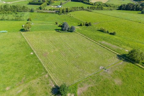 Photo of property in 140 Taylors Road, Otaki, 5583