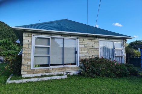 Photo of property in 398 Cambridge Terrace, Naenae, Lower Hutt, 5011