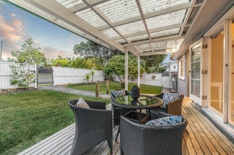 Photo of property in 4 Rame Road, Greenhithe, Auckland, 0632
