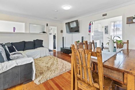 Photo of property in 12 Olive Street, Manurewa, Auckland, 2102