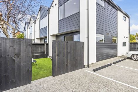 Photo of property in 67c Royal Crescent, Saint Kilda, Dunedin, 9012