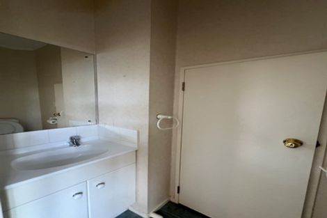 Photo of property in Tuscany Towers, 85/1 Ambrico Place, New Lynn, Auckland, 0600
