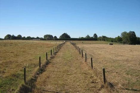 Photo of property in 98 Mcrobbie Road, Kingseat, Papakura, 2580