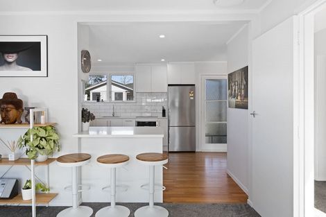 Photo of property in 39 Japonica Drive, Beach Haven, Auckland, 0626