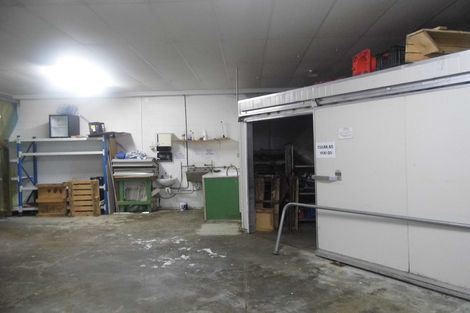 Photo of property in 1a Triangle Road, Massey, Auckland, 0614