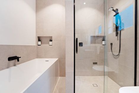 Photo of property in 78 Palmerston Road, Birkenhead, Auckland, 0626