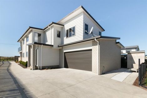 Photo of property in 912a Papamoa Beach Road, Papamoa Beach, Papamoa, 3118