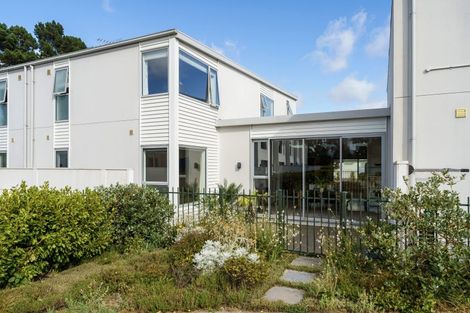 Photo of property in 3 Seager Lane, Hillmorton, Christchurch, 8024