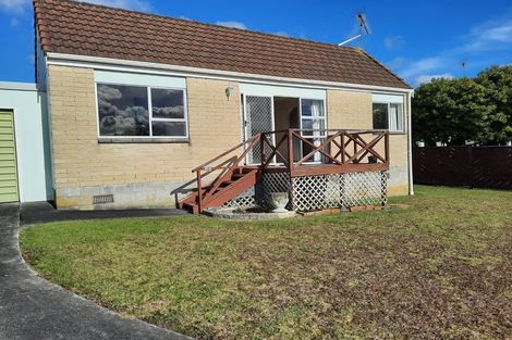 Photo of property in 1/48 Halberg Street, Glenfield, Auckland, 0629