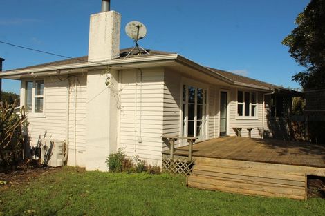 Photo of property in 27 Wharf Road, Te Atatu Peninsula, Auckland, 0610