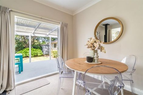 Photo of property in 37 Linwood Drive, Paraparaumu, 5032