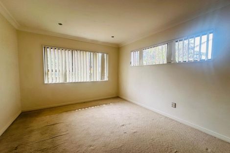 Photo of property in 3 Paulownia Place, Totara Heights, Auckland, 2105