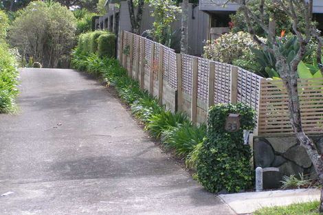 Photo of property in 33 Jacaranda Avenue, Beach Haven, Auckland, 0626