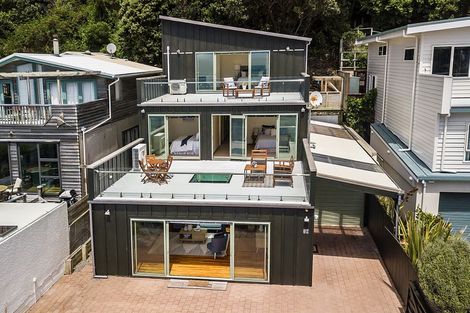 Photo of property in 10 Ocean Parade, Pukerua Bay, 5026