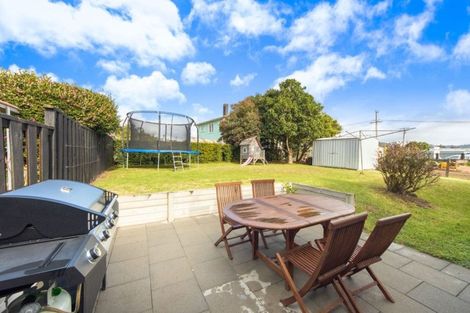 Photo of property in 1/558 Swanson Road, Ranui, Auckland, 0612