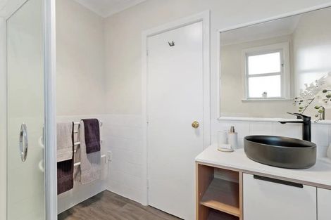 Photo of property in 41 Momorangi Crescent, Redwood, Christchurch, 8051