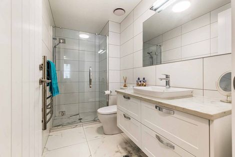 Photo of property in 107 Panorama Heights, Orewa, 0931