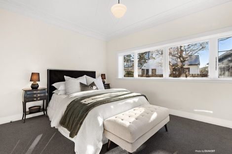 Photo of property in 35 Aparima Avenue, Miramar, Wellington, 6022