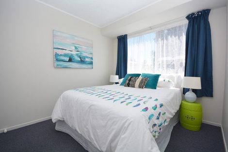 Photo of property in 78 Sikkim Crescent, Clover Park, Auckland, 2019