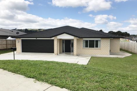 Photo of property in 25 Mark Ball Drive, Pokeno, 2402
