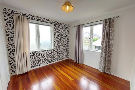 Photo of property in 294 Rangatira Road, Beach Haven, Auckland, 0626