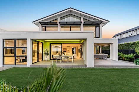 Photo of property in 23 Muritai Road, Milford, Auckland, 0620