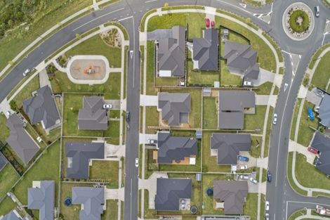 Photo of property in 86 Westmuir Crescent, Pokeno, 2402