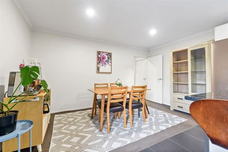 Photo of property in 37 Whitney Place, Rototuna North, Hamilton, 3210