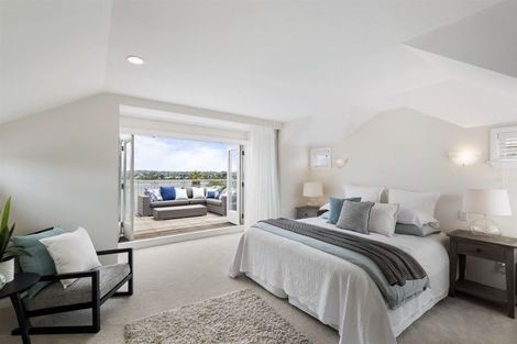 Photo of property in 1/248 Hurstmere Road, Takapuna, Auckland, 0622